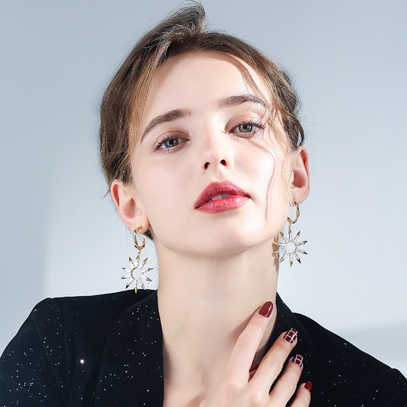 2/$20!  Gold Half Hoops w/Crystal Suns Earrings - Picture 3 of 8